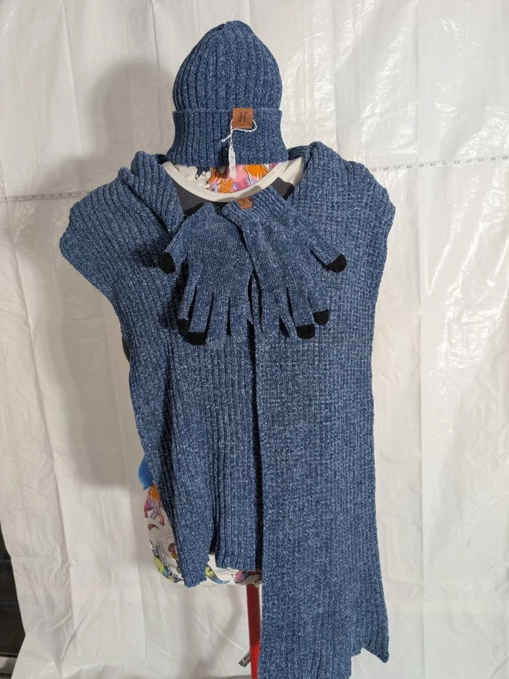 3 Piece Winter Knit Set Blue Beanie, Scarf, Gloves Unisex One Size
